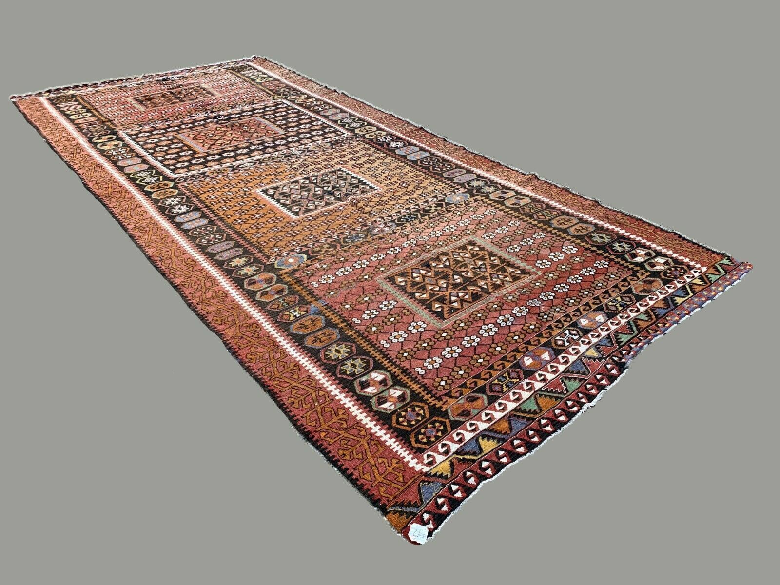Vintage Turkse Kilim Vloerkleed 467x210 cm Tribal Kelim Rood, Groen, Zwart, Goud Groot photo furniture