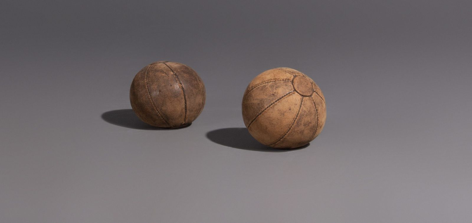 Vintage Medicine Balls Made Of Dark Brown Leather, 0,5 Kg