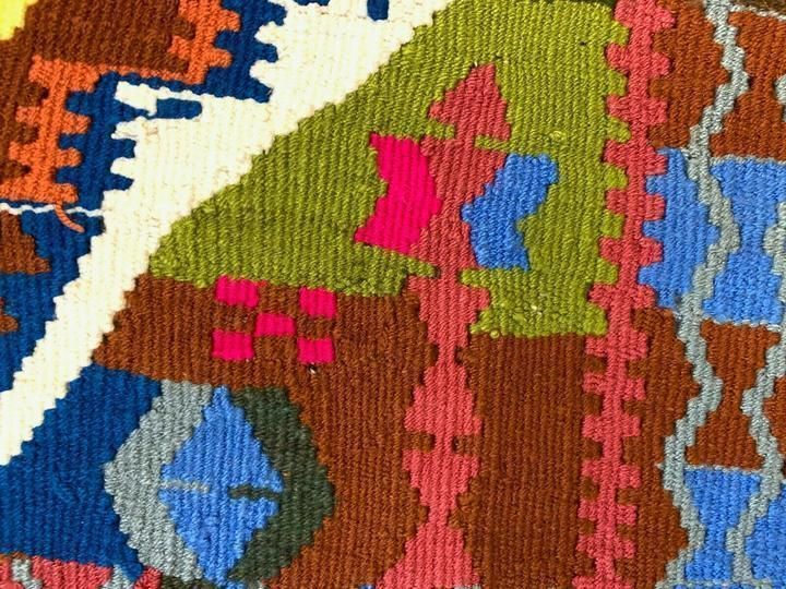 photo furniture Small Vintage Turkish Kilim 134x85 Cm Wool Kelim Rug Indigo Red Blue Black Grey