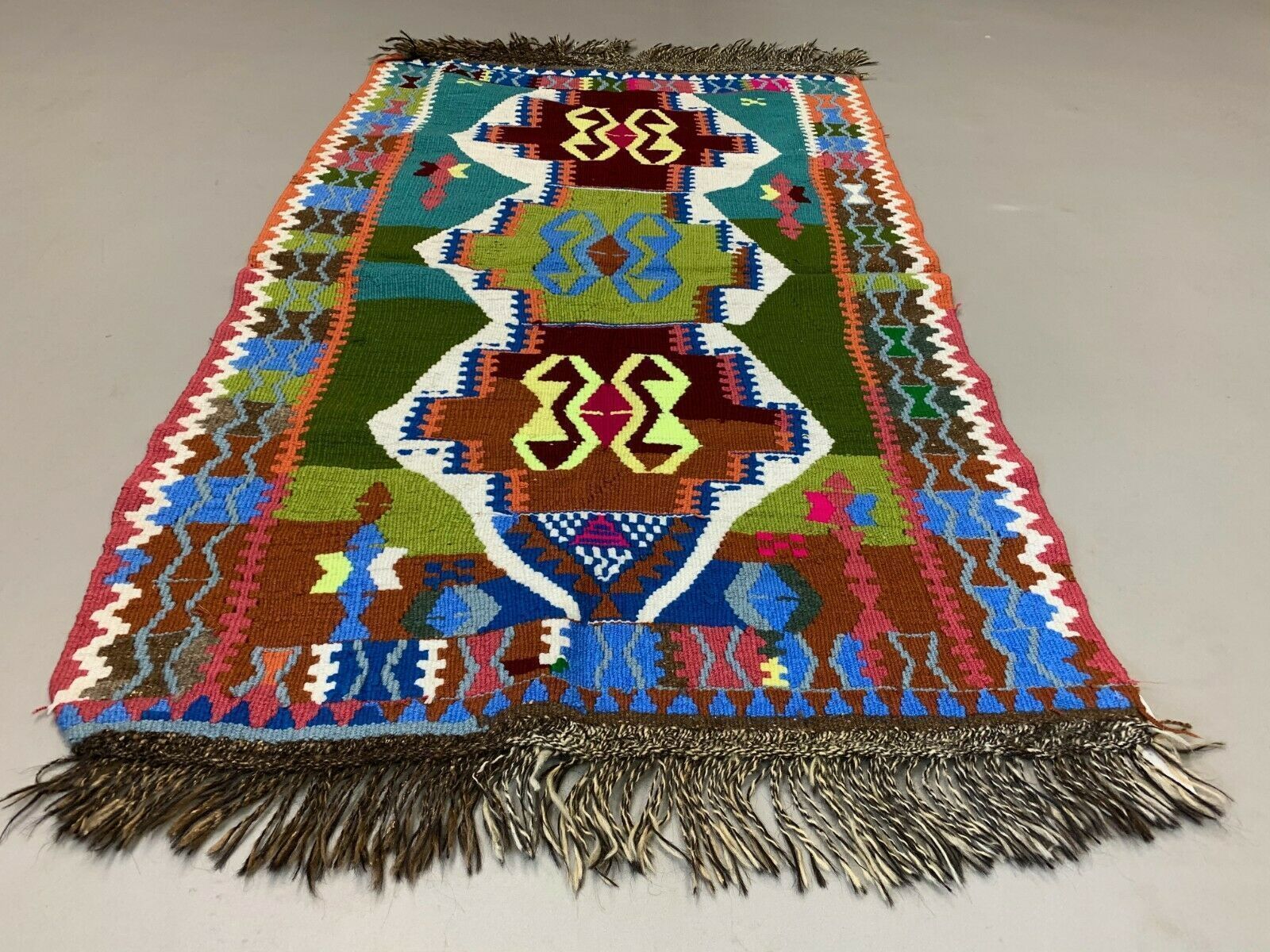 photo vinterior Small Vintage Turkish Kilim 134x85 Cm Wool Kelim Rug Indigo Red Blue Black Grey