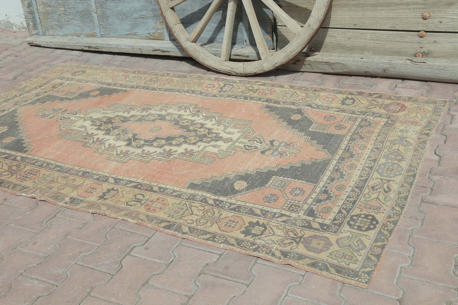 139x253 Cm Oushak Turkish Rug, Floor Decor, Boho Chic, Entrway, Wool Handmade Geometric Faded Pink Neutral Distressed Beige photo Textiles