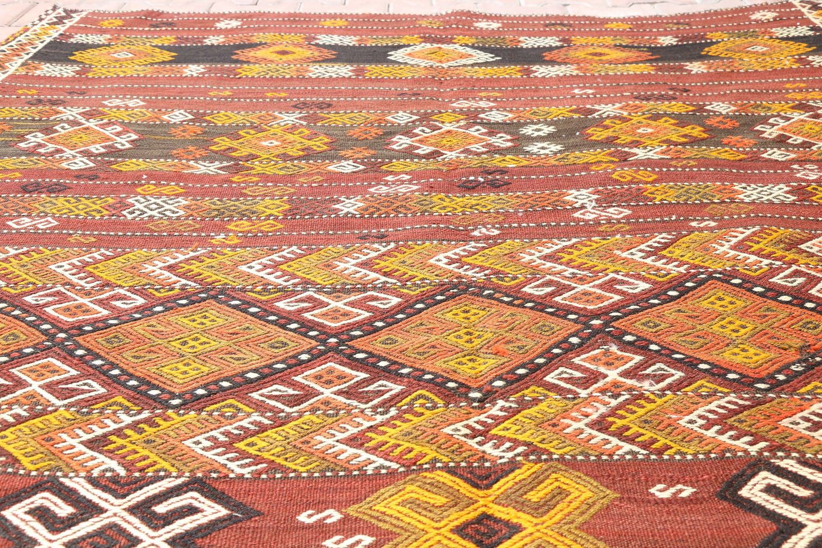 Turkish Kilim, Flatweave, Vintage Oushak, Wool, Handmade, Area Rug, Room Decor, Turkish, Red, Yellow Diamond photo 562.0