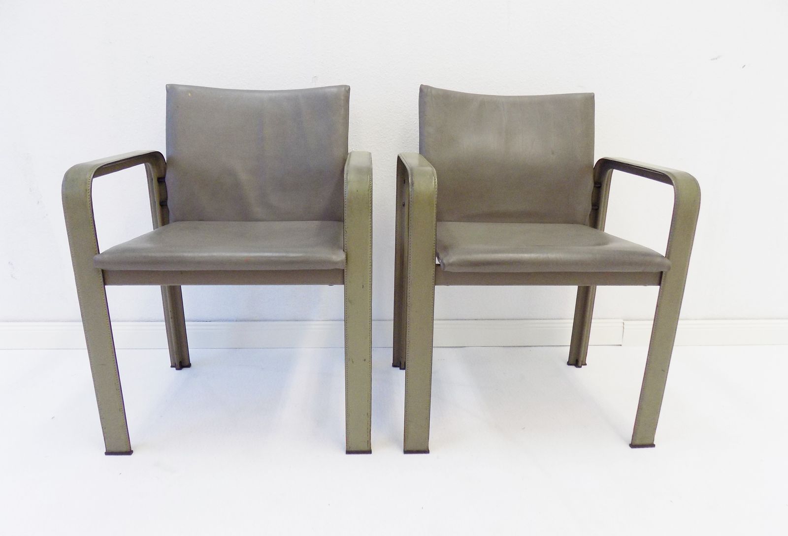 Matteo Grassi Golfo Dei Poeti Leather Armchair Set Of 2 photo buy