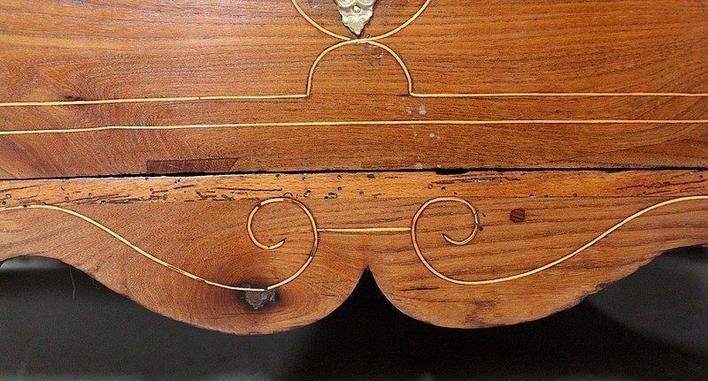 photo buy Property Chest Of Drawers In Solid Elm, Louis XIV Period   Mid 18th Century
