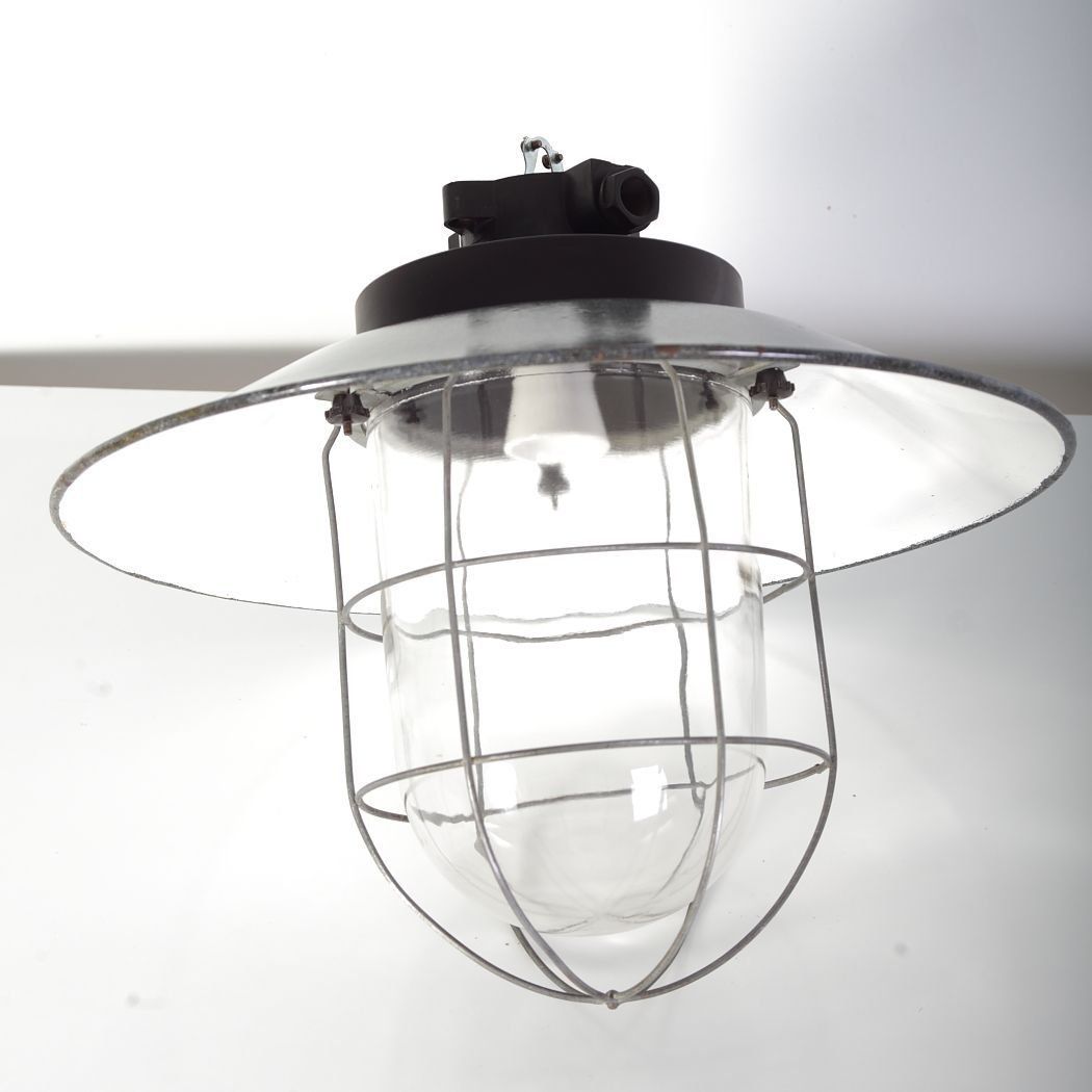 Mid Century Industriële Plafondlamp, Jaren 1960 photo Verlichting