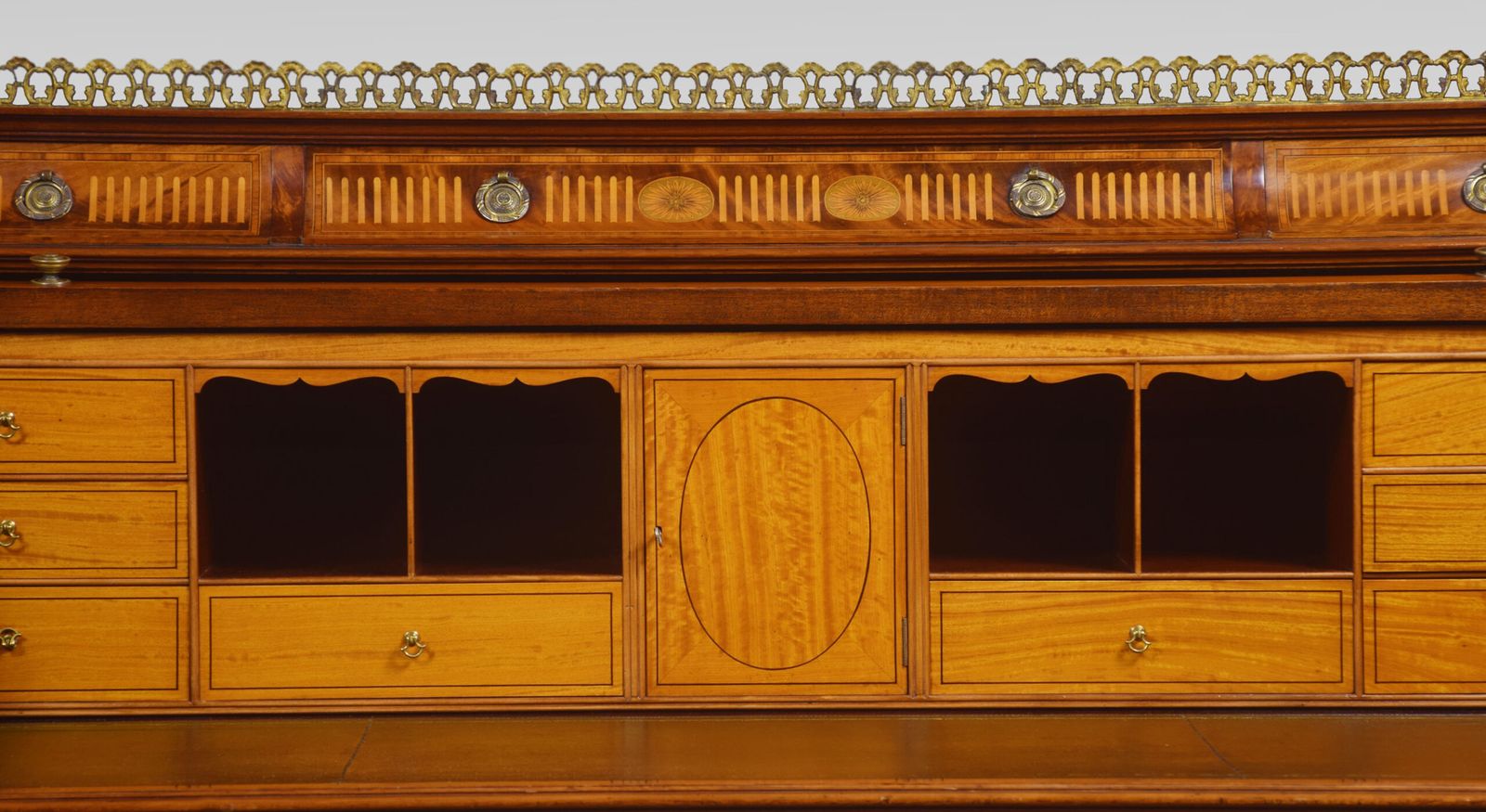 Substantial Sheraton Revival Marquetry Inlaid Cylinder Bureau photo vinterior