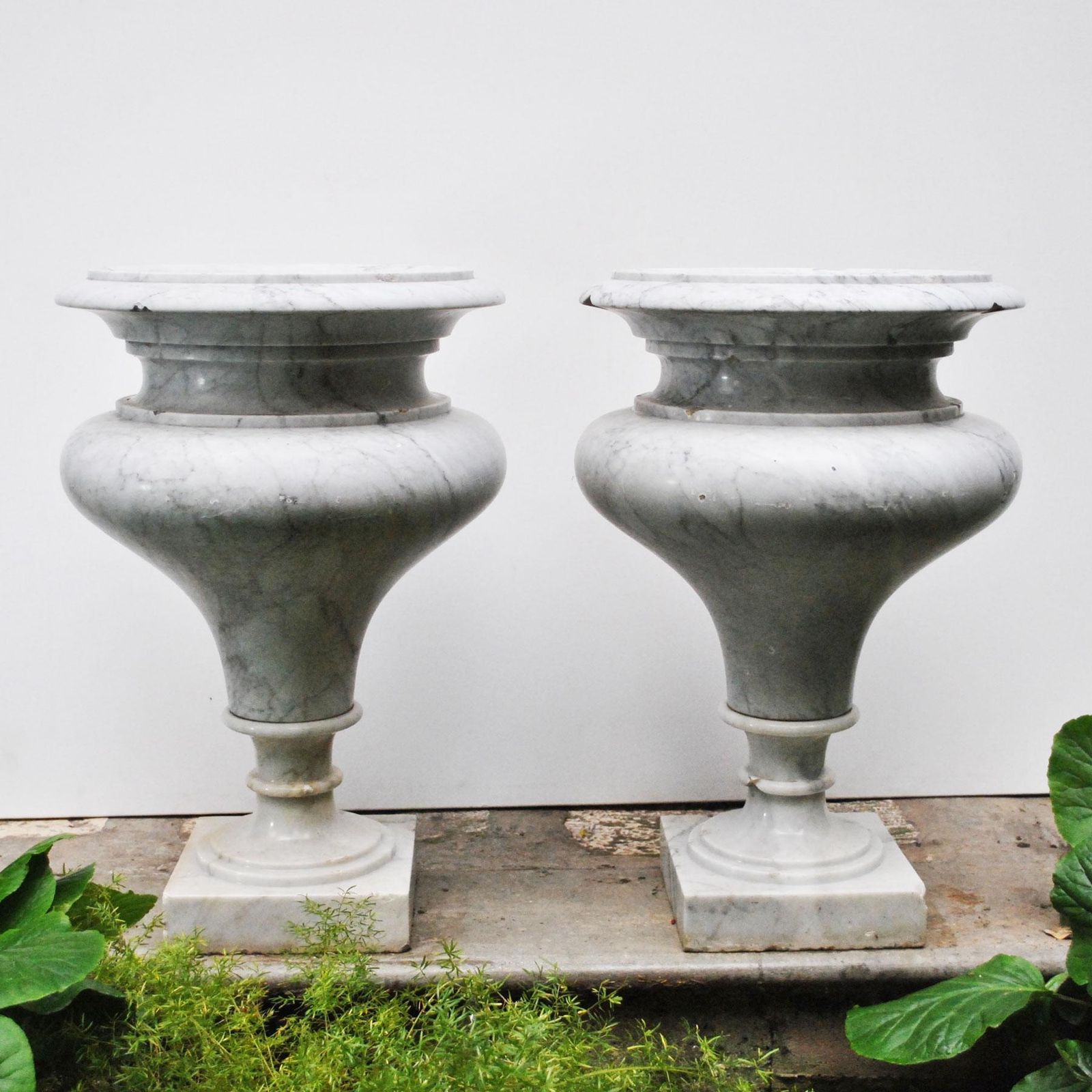 Elegant Pair Of Large Carrara Marble Vases, Period Early 20th Century photo 6200.0