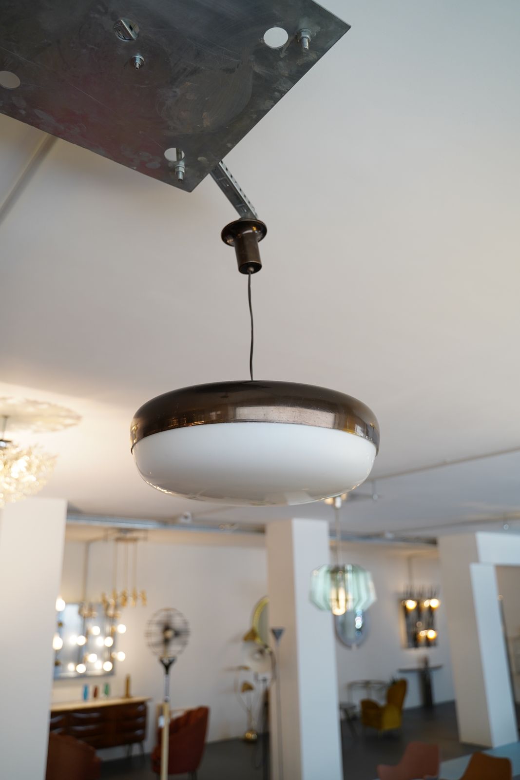 Midcentury Italian "Ufo" Chandelier By Stilnovo. Italy 1950s photo Lighting