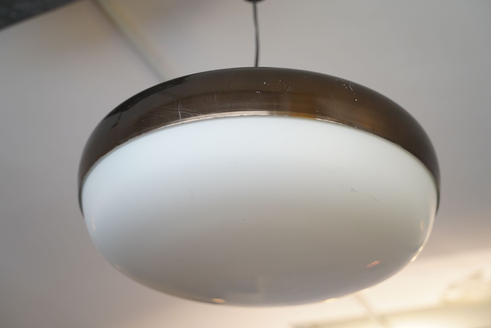 Midcentury Italian "Ufo" Chandelier By Stilnovo. Italy 1950s photo vinterior