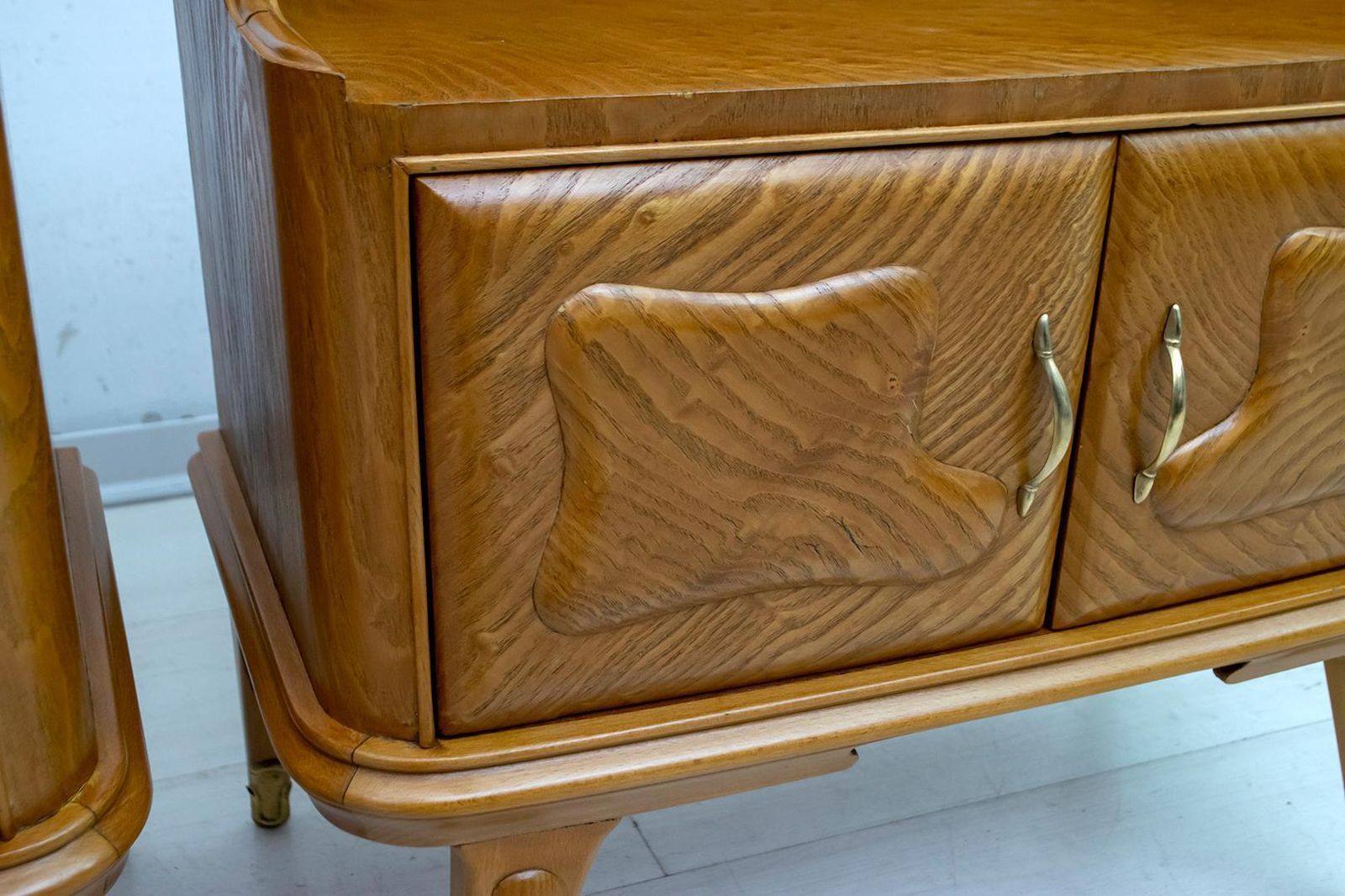 Pair Of Mid Century Modern Italian Ash Wood Night Stands, 1950s photo vintage