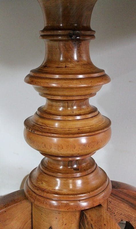 photo vinterior Inlaid Gueridon Table, In Walnut And Light Wood   2nd Part Of The 19th Century