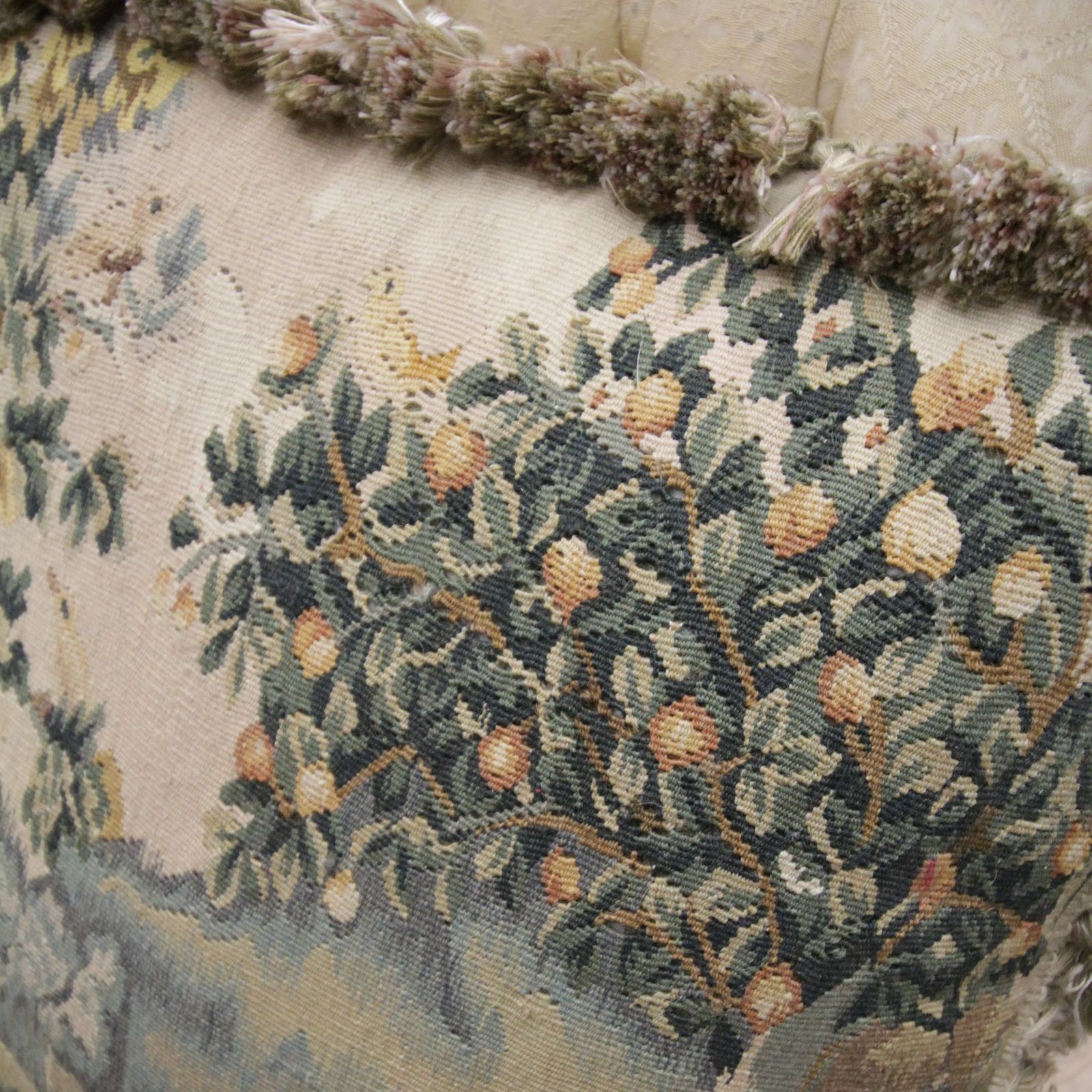 Handmade French Aubusson Cushion Cover, Traditional Needlepoint Scatter Cushion photo 280.0