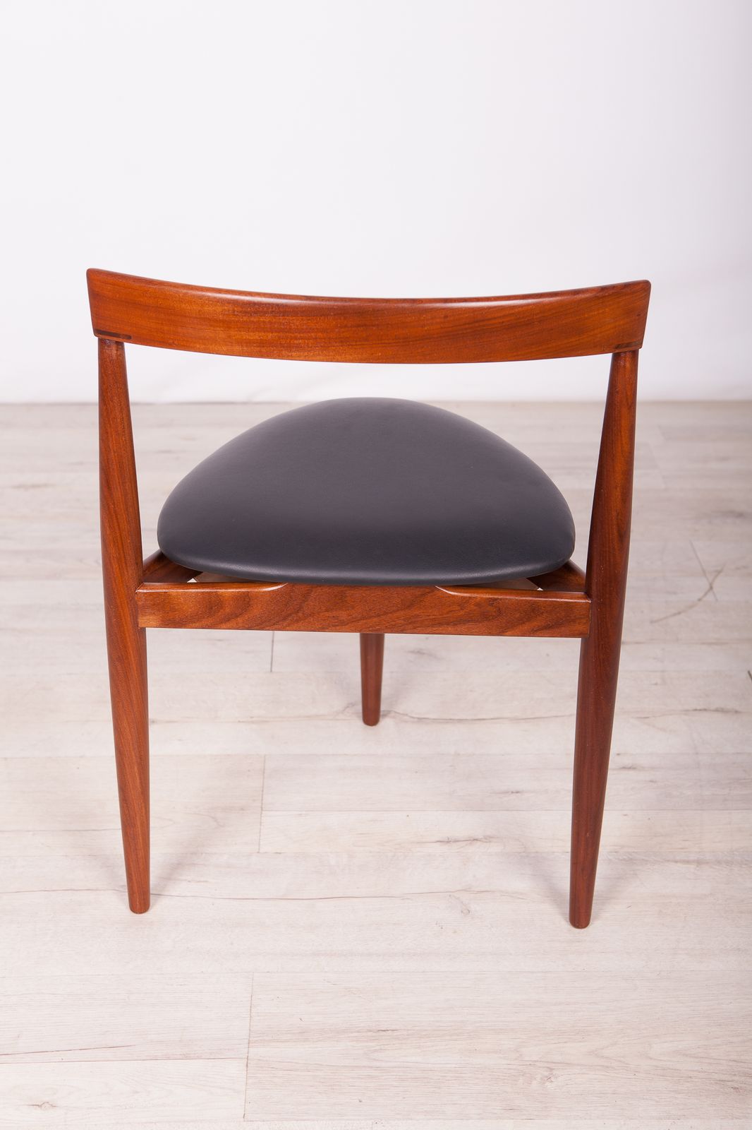 Compact Dining Chairs By Hans Olsen For Frem Røjle, 1950s, Set Of 4 photo vinterior