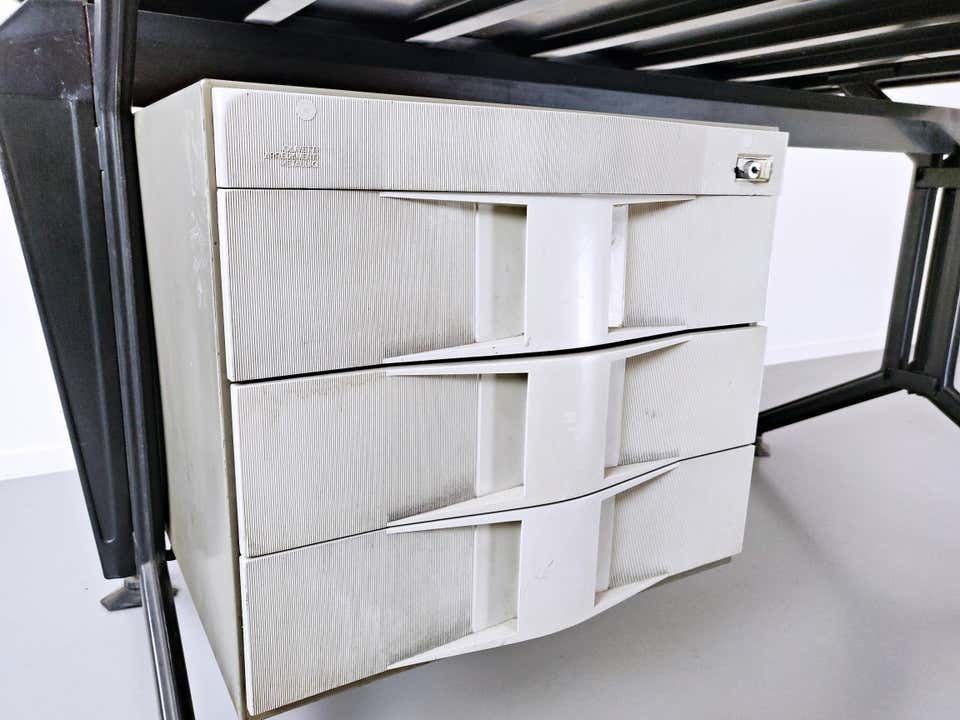 Desk By Studio Bbpr For Olivetti photo Furniture