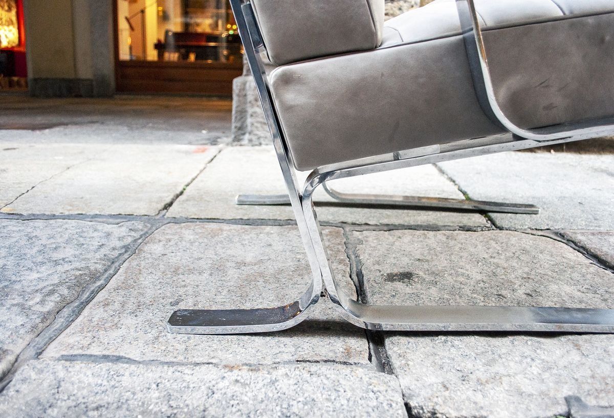 photo furniture Stalen Fauteuil Met Leren Bekleding, Jaren 1970