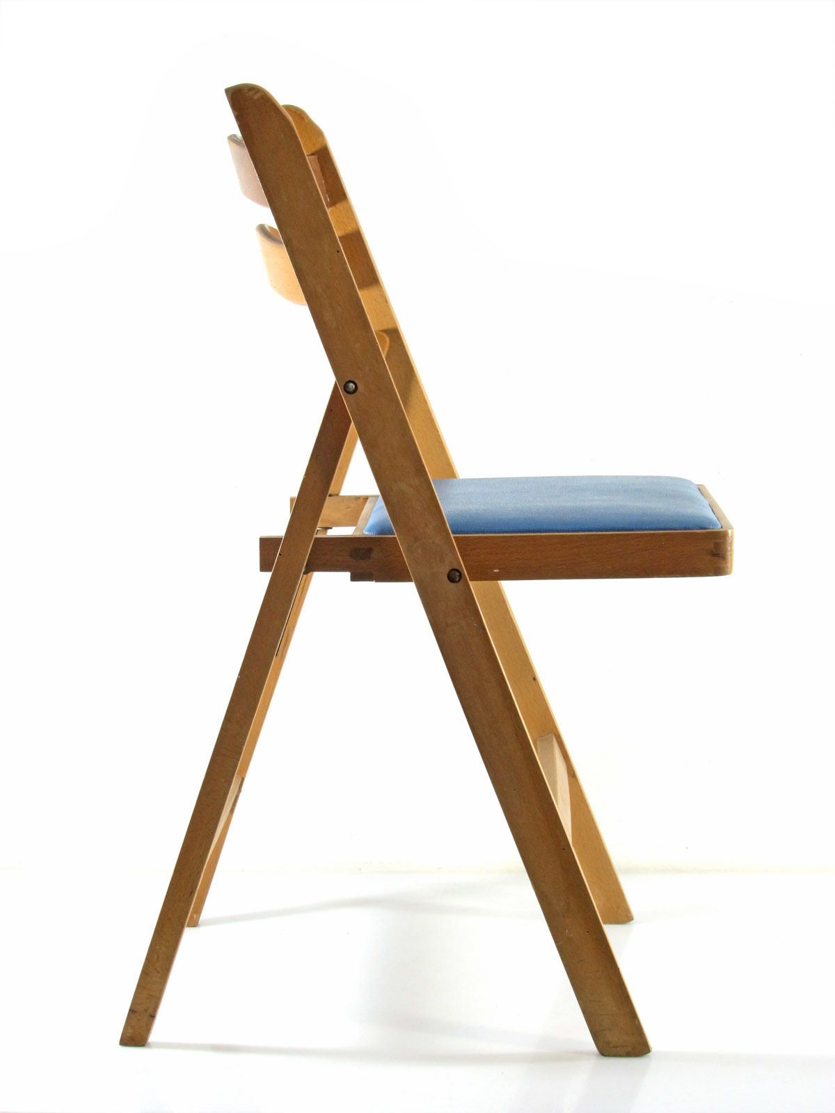 2 Jaren Zestig Theater Klapstoelen photo for sale