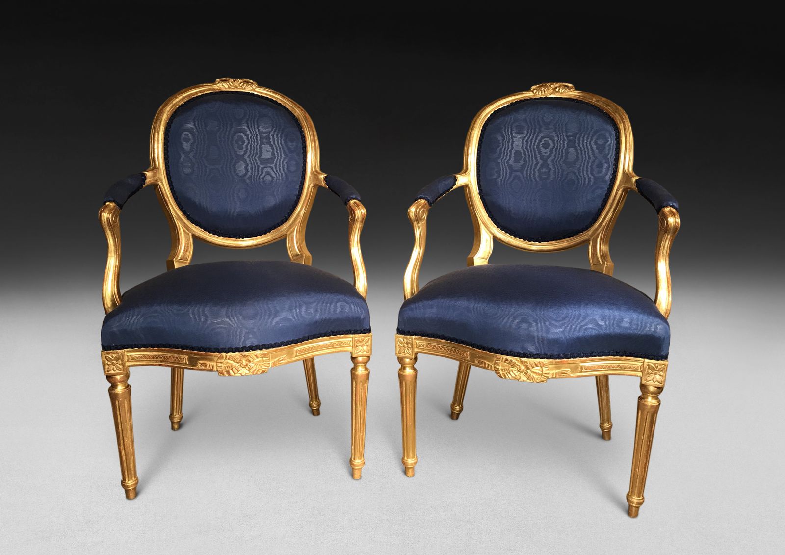 Pair Of George III Carved Giltwood Salon Armchairs photo for sale