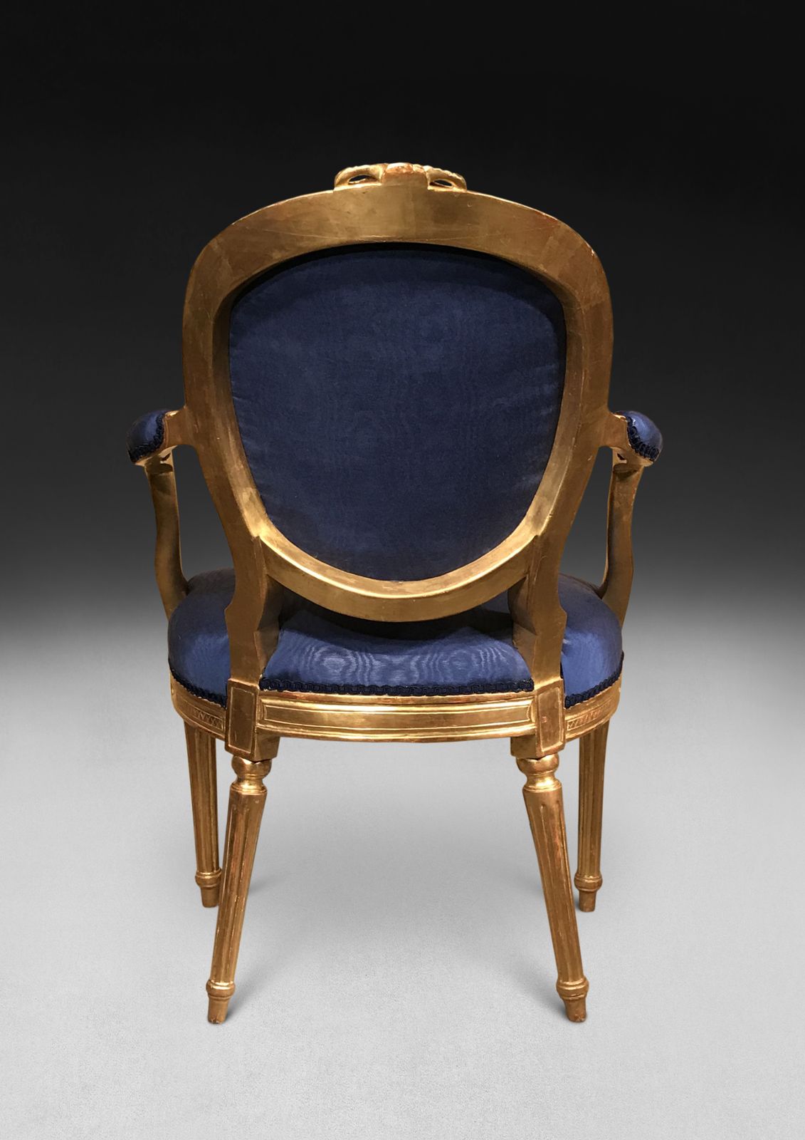 Pair Of George III Carved Giltwood Salon Armchairs photo vinterior