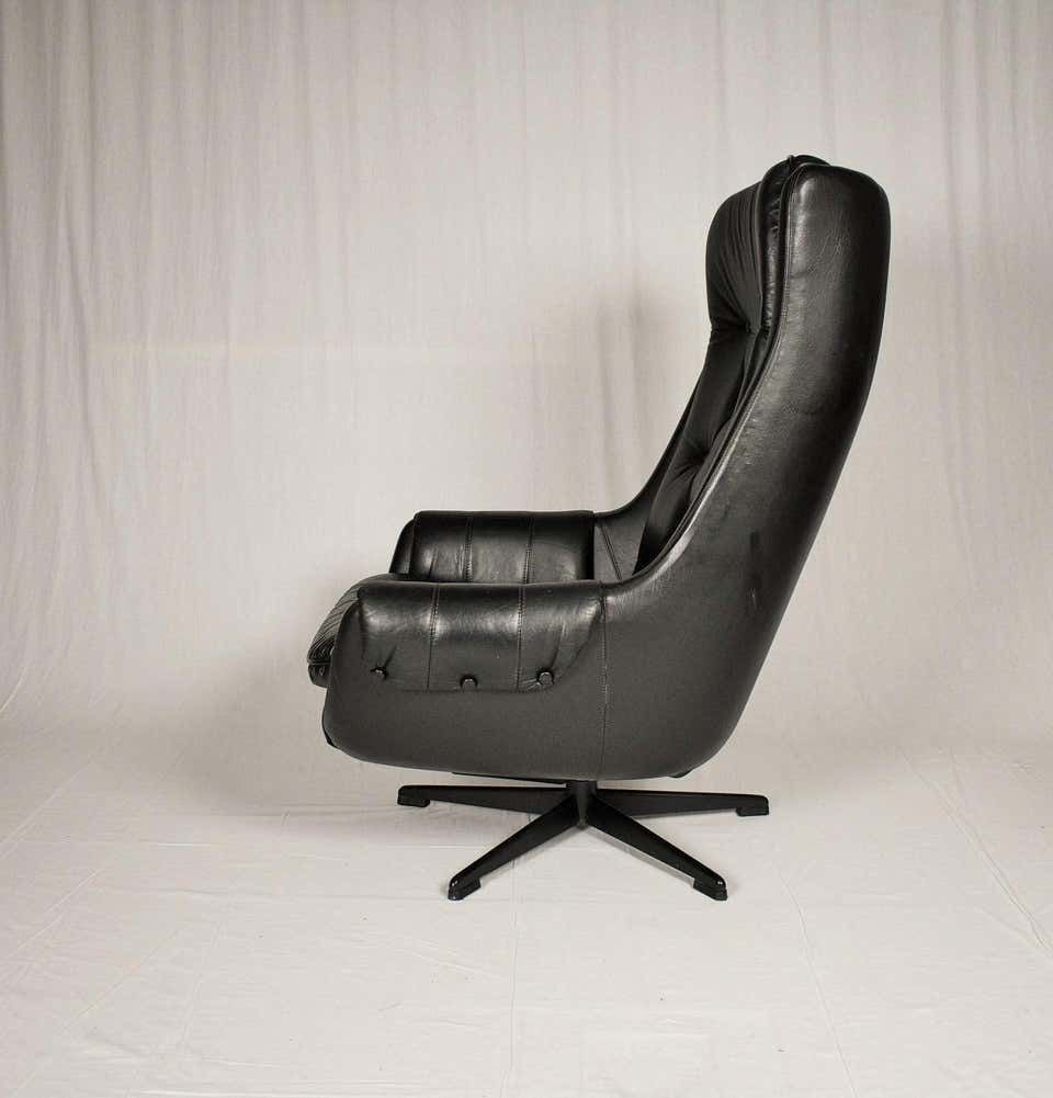 Design Scandinavian Leather Armchair / Lounge Chair By Peem, 1970´S. photo buy