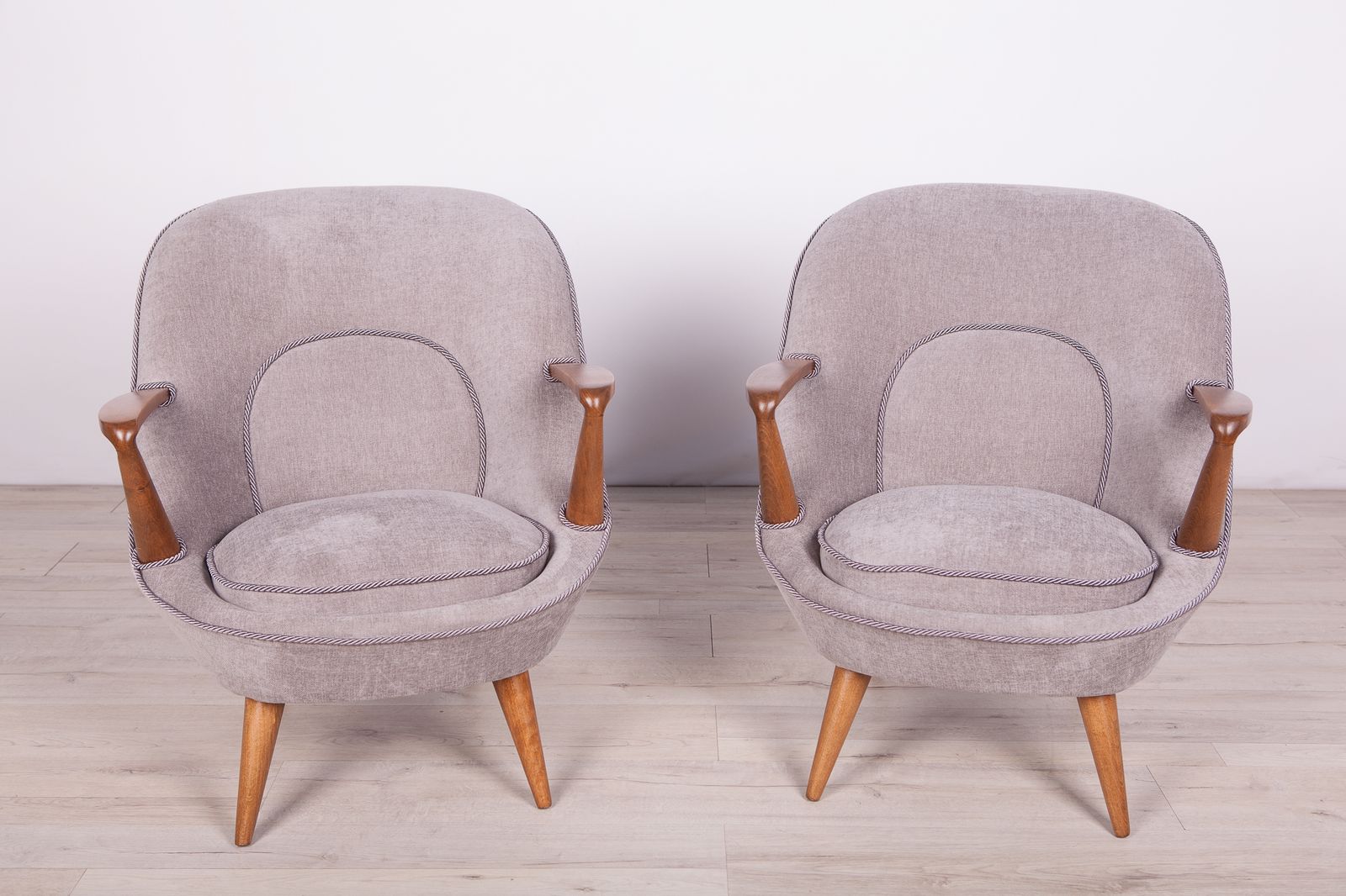 photo vintage Model 345 Armchairs By J. Jędrychowicz & K. Racinowski For Poznan Furniture Factory, 1950s, Set Of 2