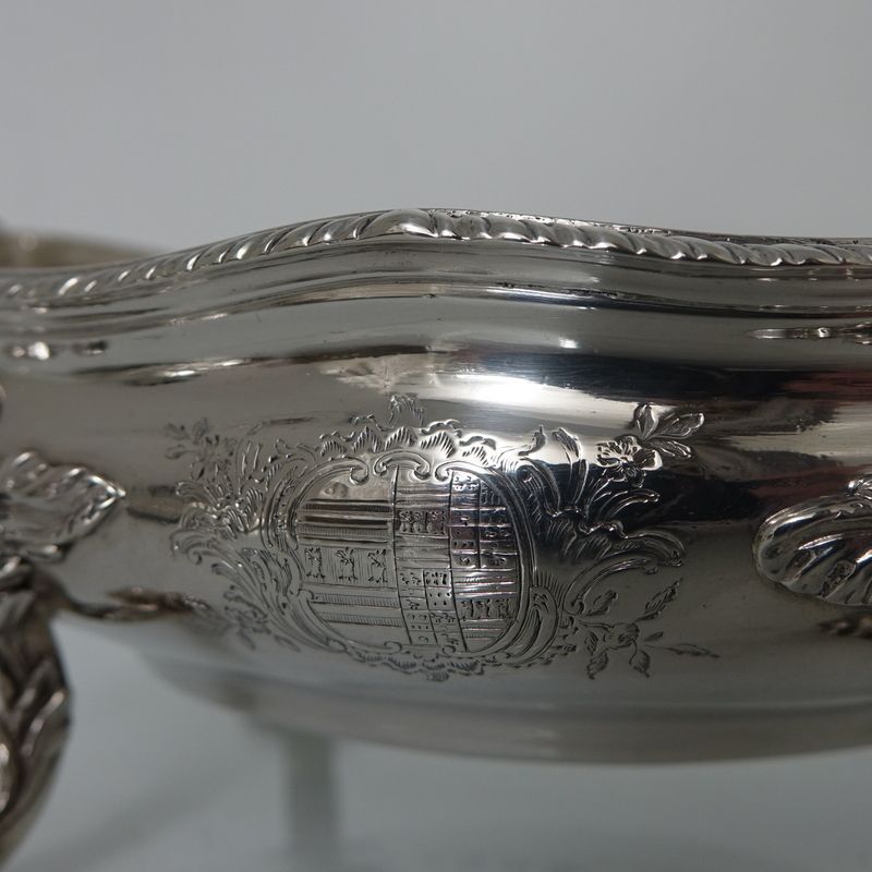 Sterling Silver Pair Of George III Sauce Tureens London 1767 Walter Tweedie photo vintage