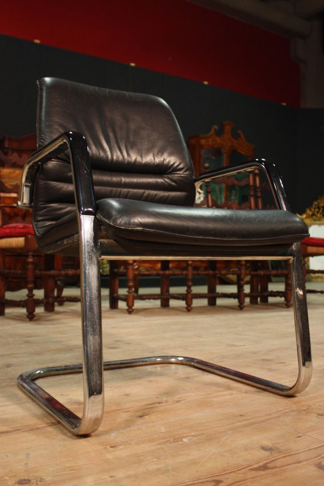 Designer Armchair In Plastic And Fake Leather photo 145.0