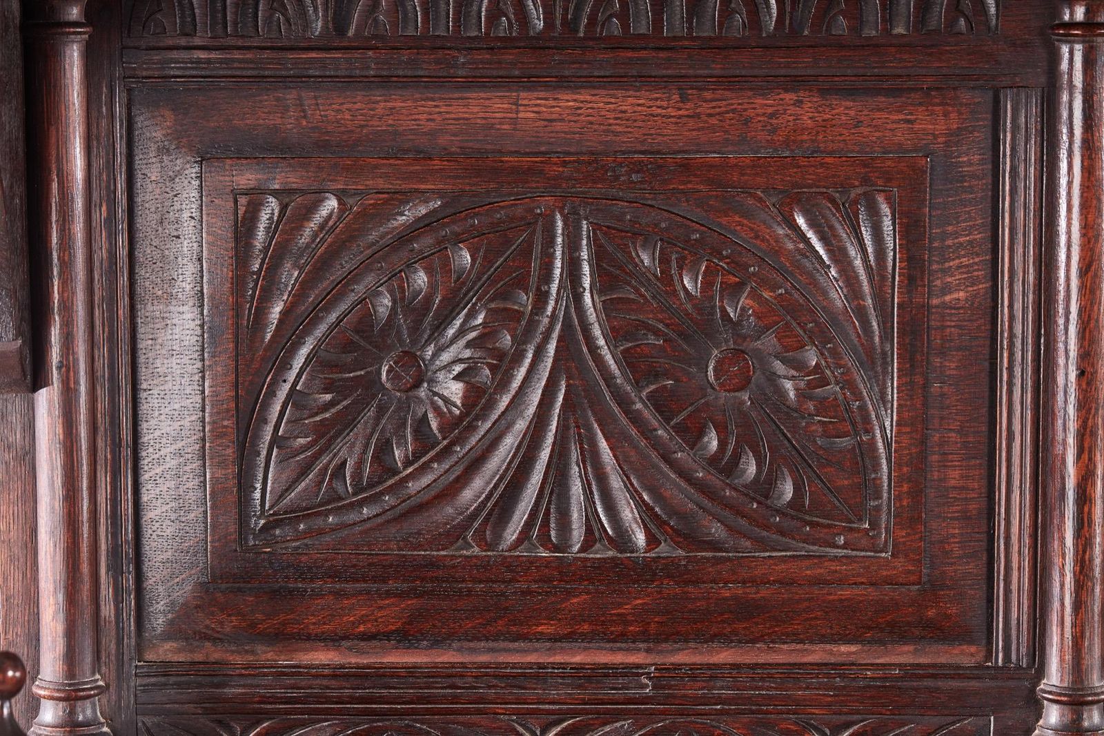 photo furniture Fantastic 19th Century Antique Carved Oak Dresser