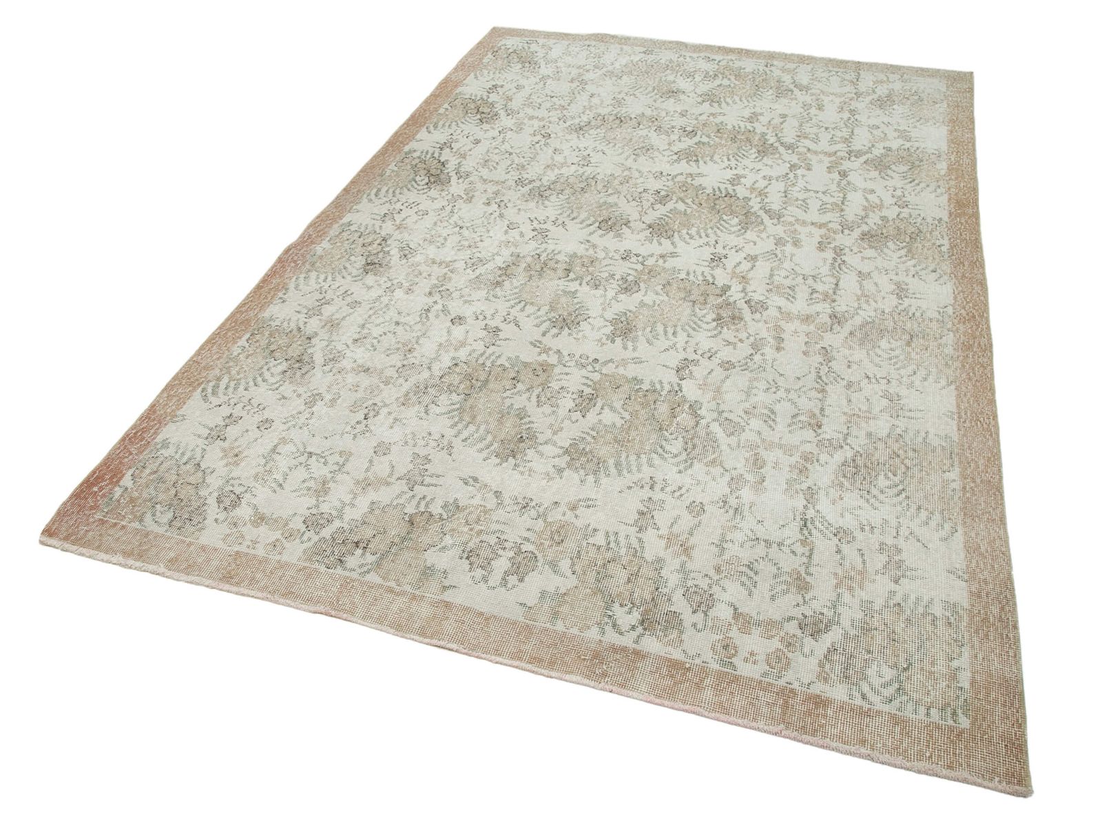 Vintage Beige Carpet photo 420.0