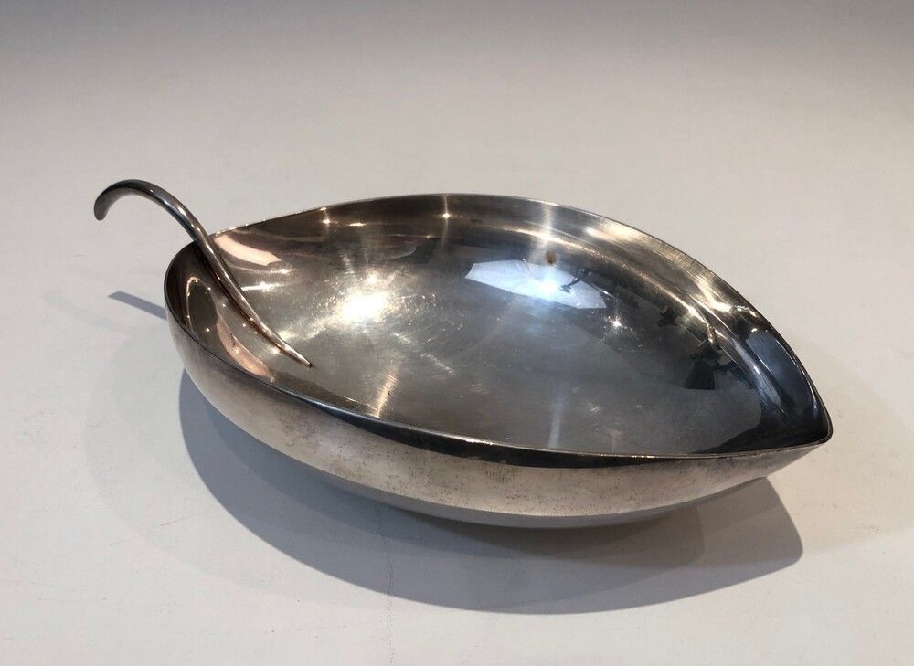 Christofle. Gallia. Silver Plated Leaf Vide Poche photo for sale
