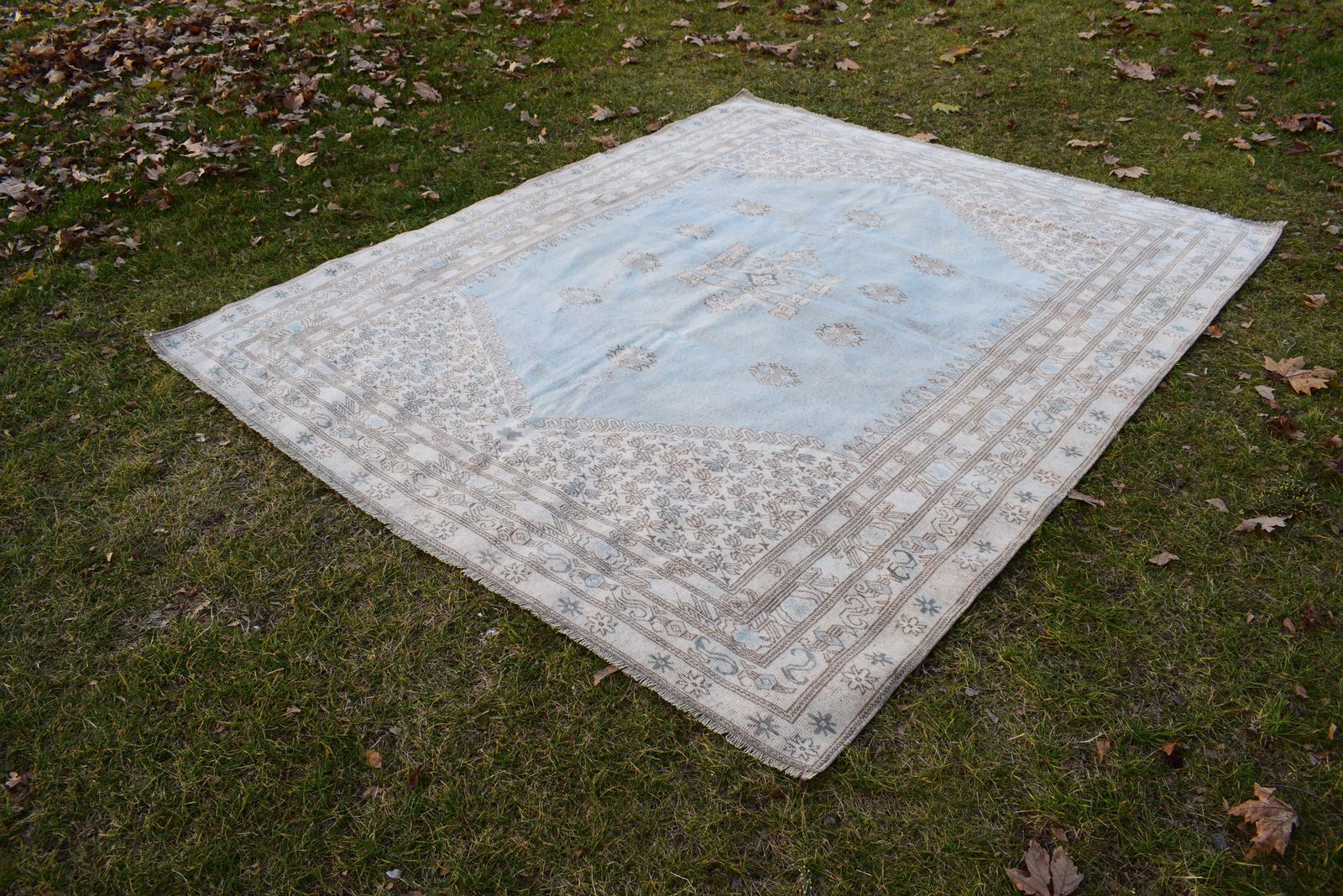Decorative Turkish Soft Color Oushak Rug Handwoven Square Wool Carpet For Modern Office & Home Decor 212 X 265 Cm photo furniture