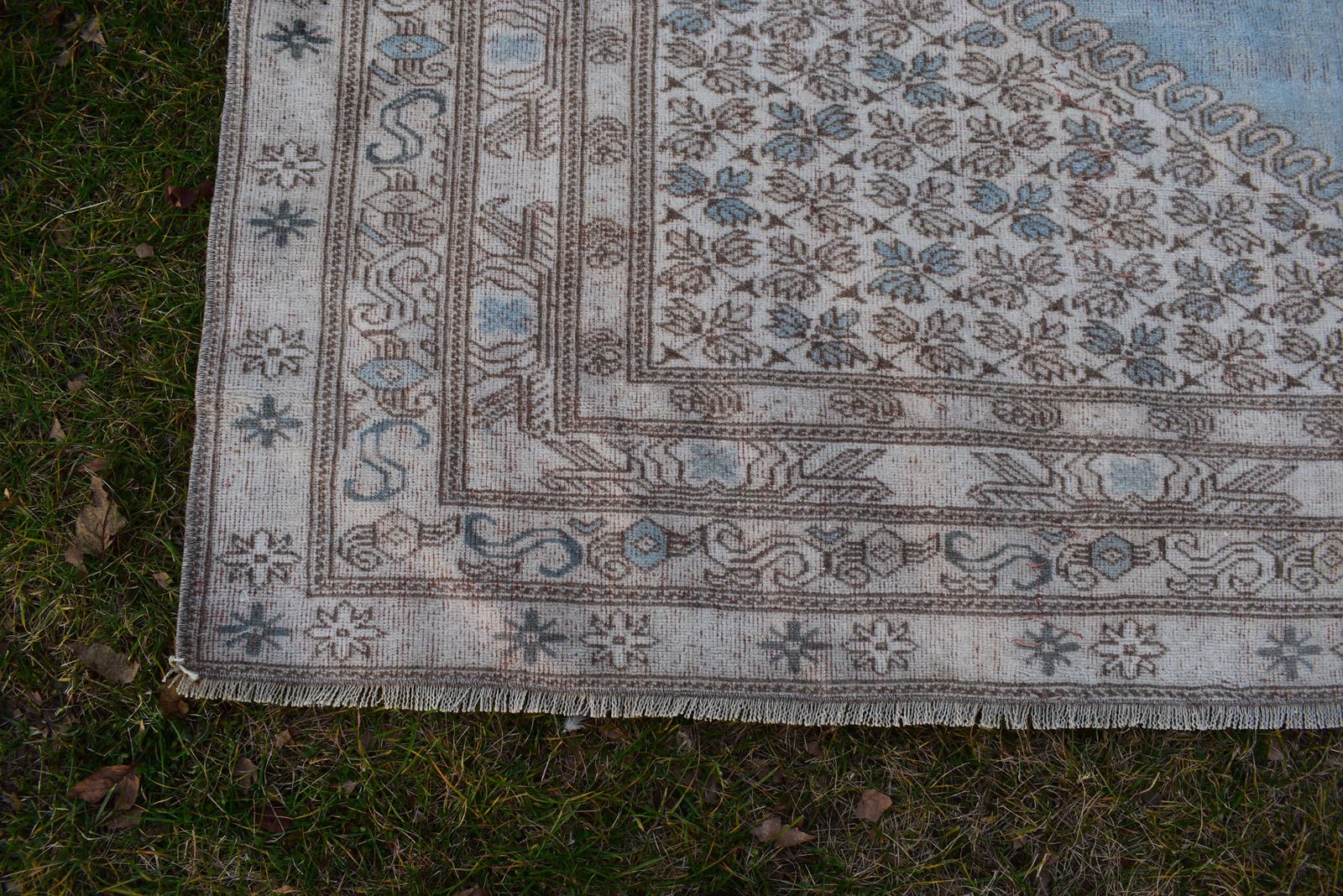 Decorative Turkish Soft Color Oushak Rug Handwoven Square Wool Carpet For Modern Office & Home Decor 212 X 265 Cm photo vintage