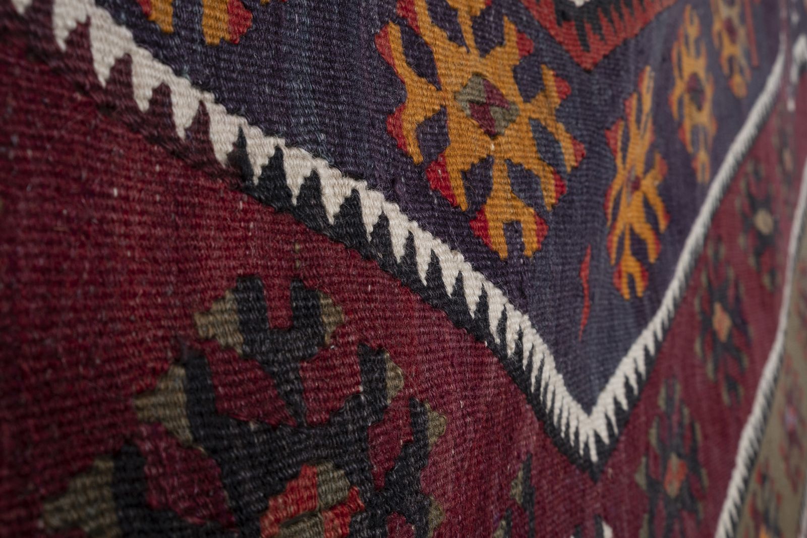 photo furniture Vintage Turkish Kayseri Kilim Rug 173 X 403 Cm