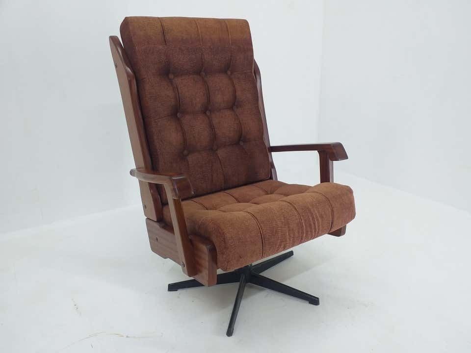 Mid Century Scandinavian Swivel Armchair, Norway, 1970s. photo vinterior