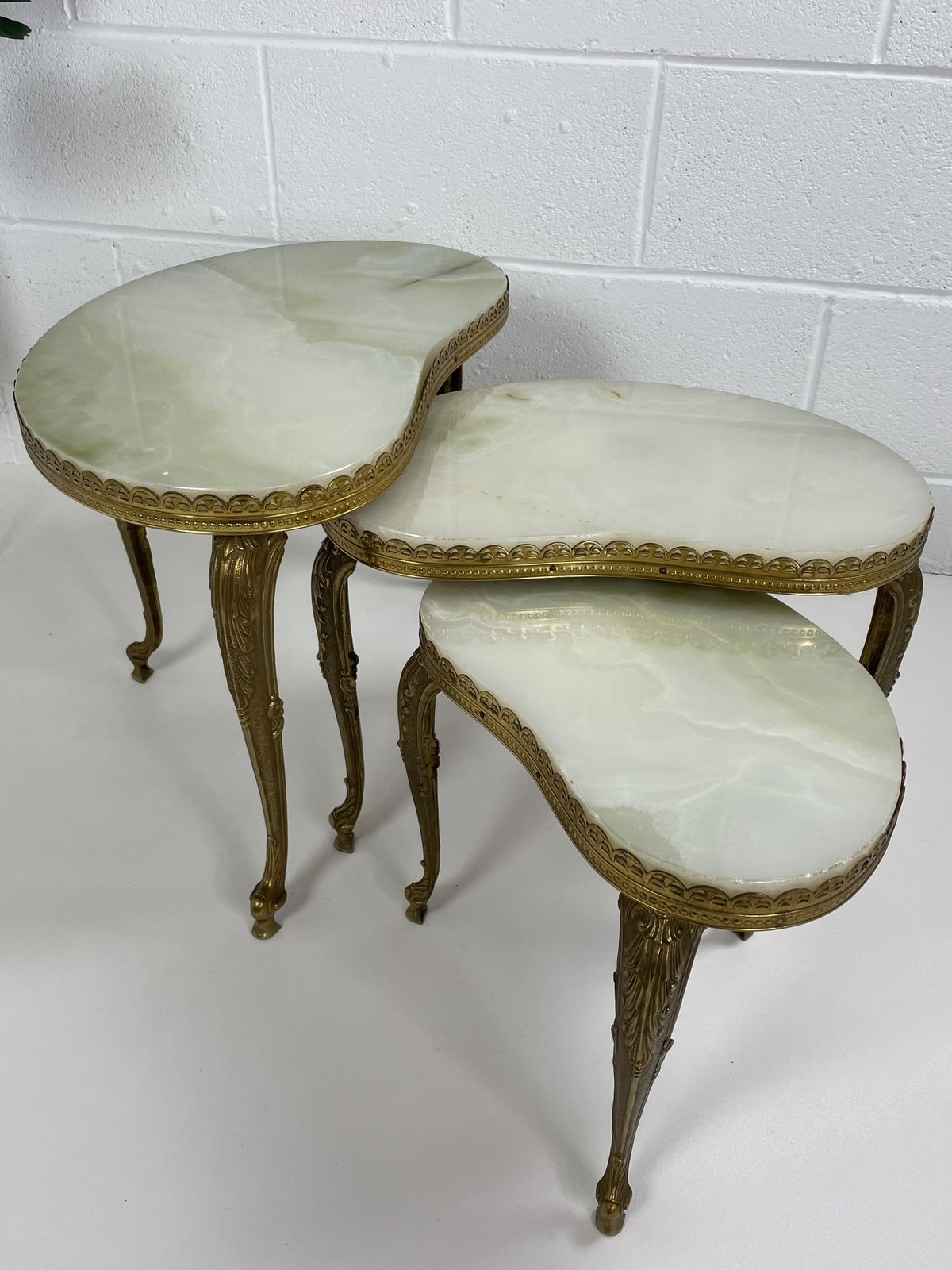 Hollywood Regency Onyx & Gilt Metal Italian Nest Of Tables photo vintage