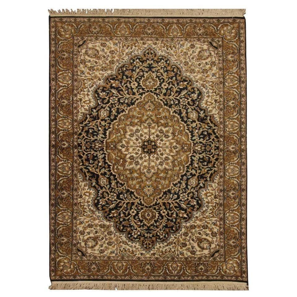 Handwoven Oriental Indian Carpet Rug, Traditional Fine Wool Area Rug   120x184cm