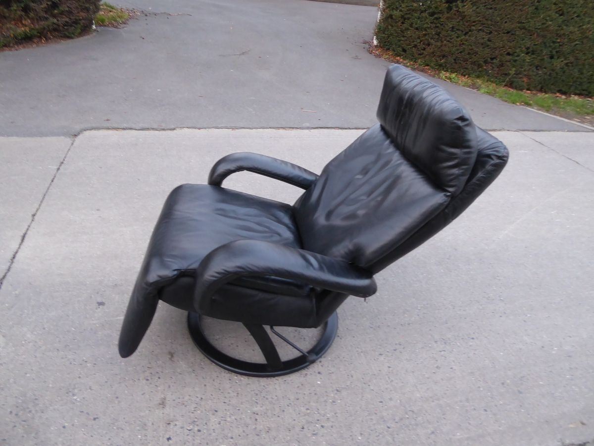 Furniture Black Leather Gaga Lounge Chair By Percival Lafer For Percival Lafer, 1998 photo