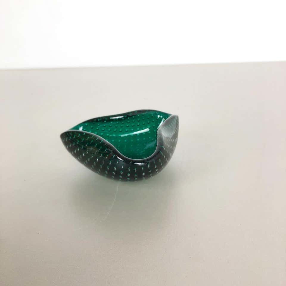Murano Glass Bullicante "Green" Bowl Element Shell Ashtray Murano, Italy, 1970s photo furniture