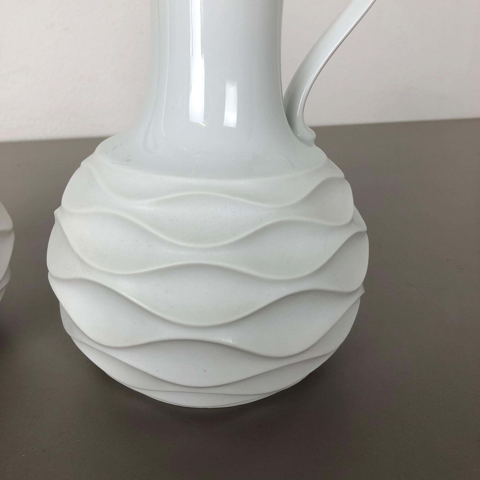 Set Of 2 Op Art Biscuit Porcelain Jug Vases By Edelstein Bavaria, Germany, 1970s photo 499.0
