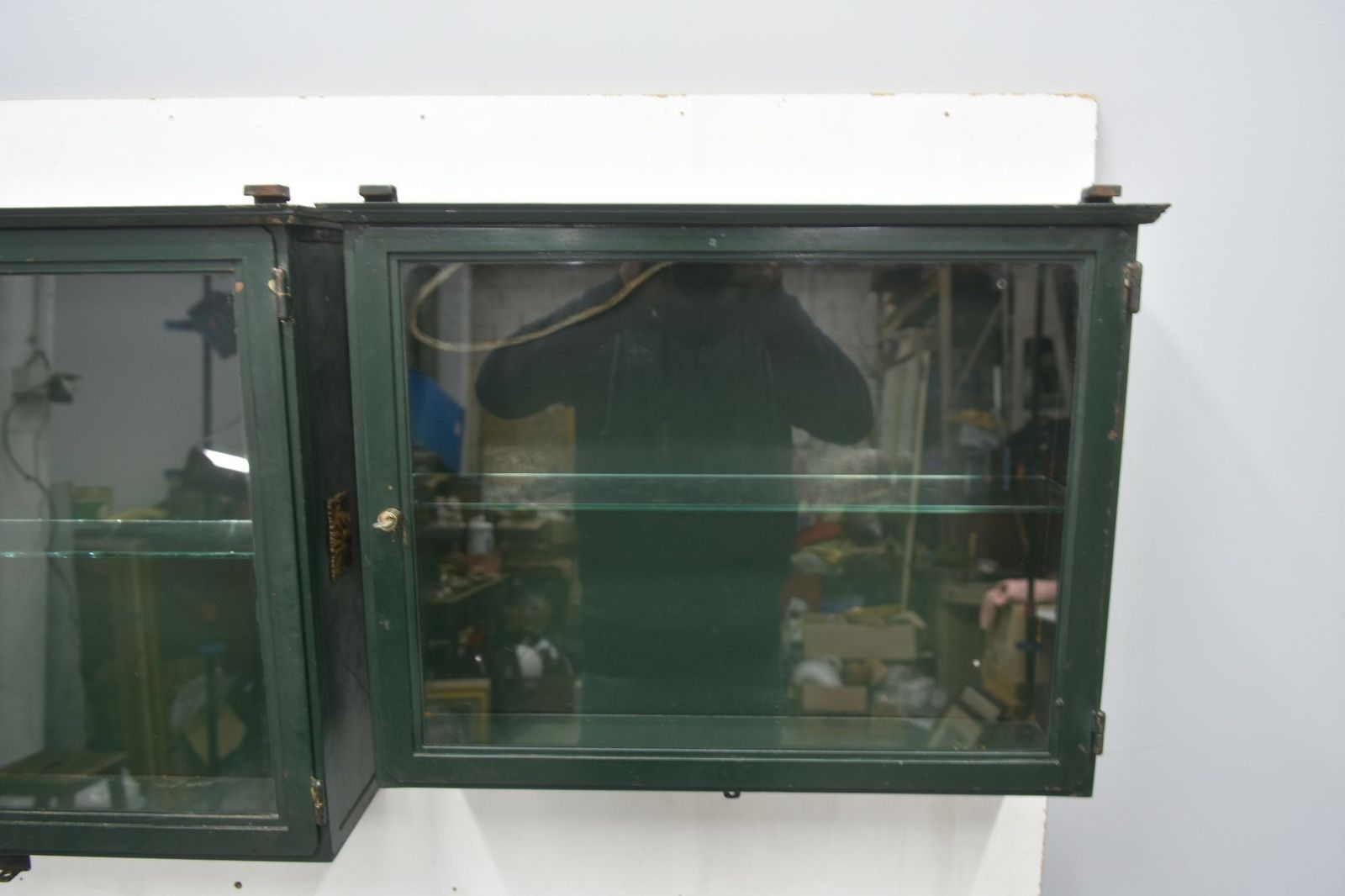 photo for sale Outdoor Showcase In Metal 1900
