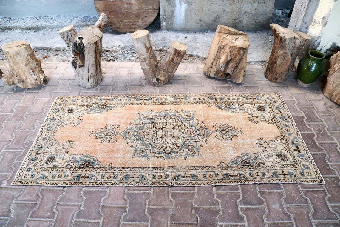 Turkish Runner Rug, Handwoven Rug,Small Size Runner Rug, Anatolian Rug, Design Floor Rugs, Bohemian Rug, Oushak Rug, Old Rug, Fadet Rug photo Textiles