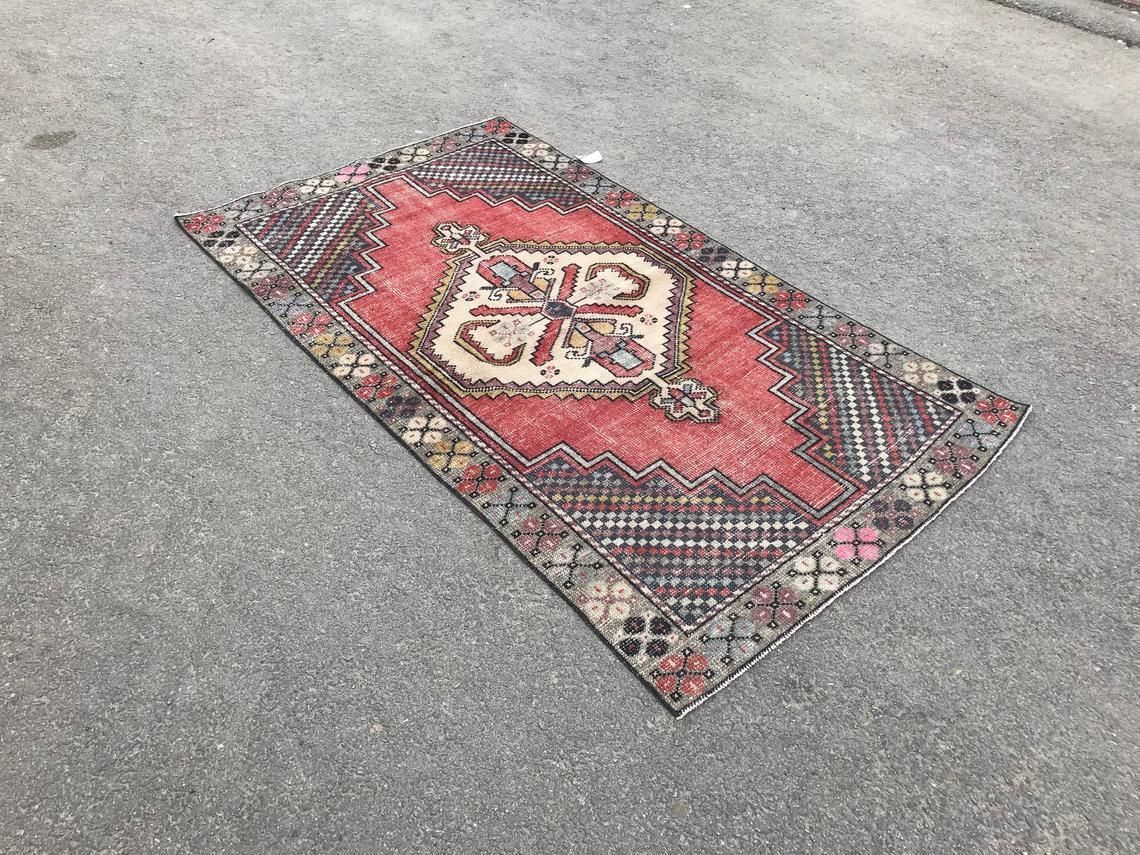 3'4x6'2 Ft,Dıstressed Anatolian Rug,Rug Vintage,ınterior Desing,Bohemian Rug,Oushak Rug,Carpet Rug Handmade,Wool Rug,Decorative Rug,Alfombra photo Textiles