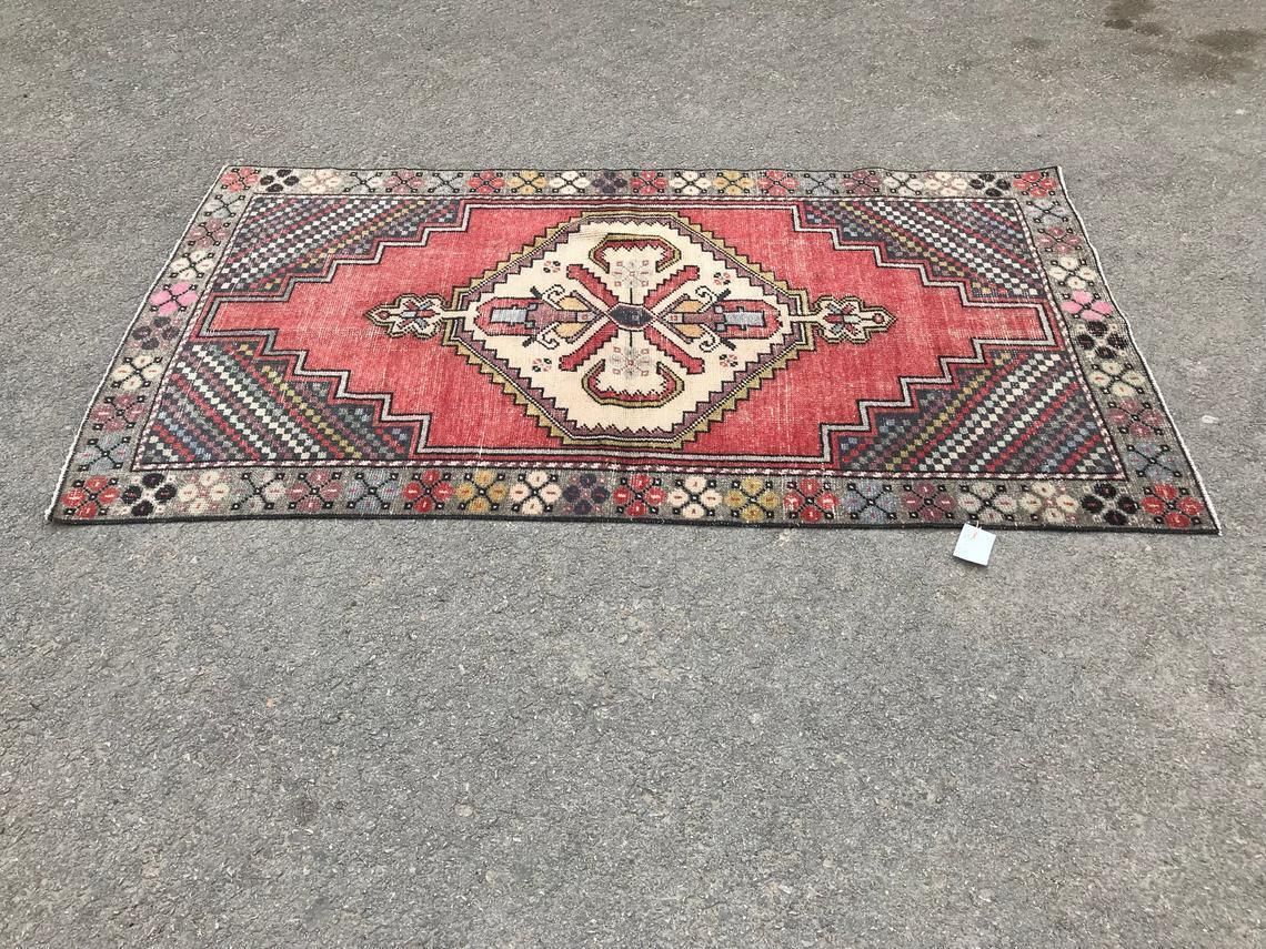photo furniture 3'4x6'2 Ft,Dıstressed Anatolian Rug,Rug Vintage,ınterior Desing,Bohemian Rug,Oushak Rug,Carpet Rug Handmade,Wool Rug,Decorative Rug,Alfombra