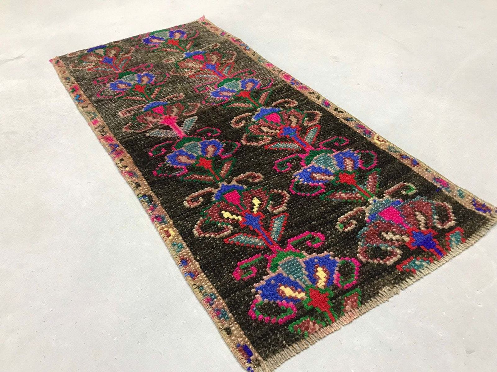 Turkish Anatolian Door Mat Rug,2’4x1’1 Feet,Nomadic Anatolian Rug, Small Rug,Bathroom Mat,Small Rug,Bedside Rug,Kitchen Rug,Traditional Rug photo vintage