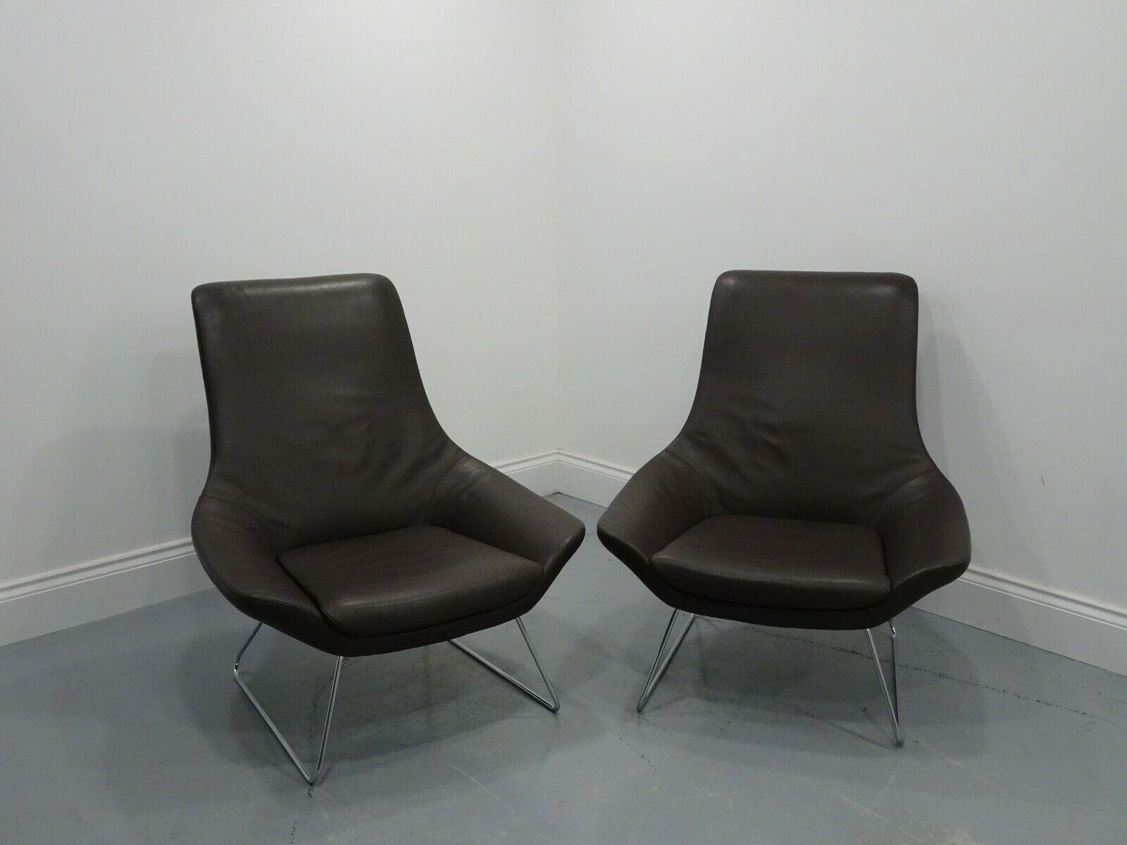 Pair Of Walter Knoll Flow Chair's In Premium Chocolate Leather photo furniture