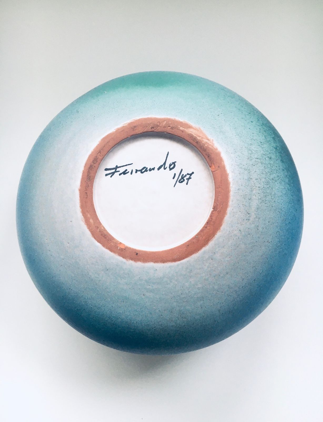 photo furniture Art Pottery Keramische Schaal Van Fernando, Spanje 1987