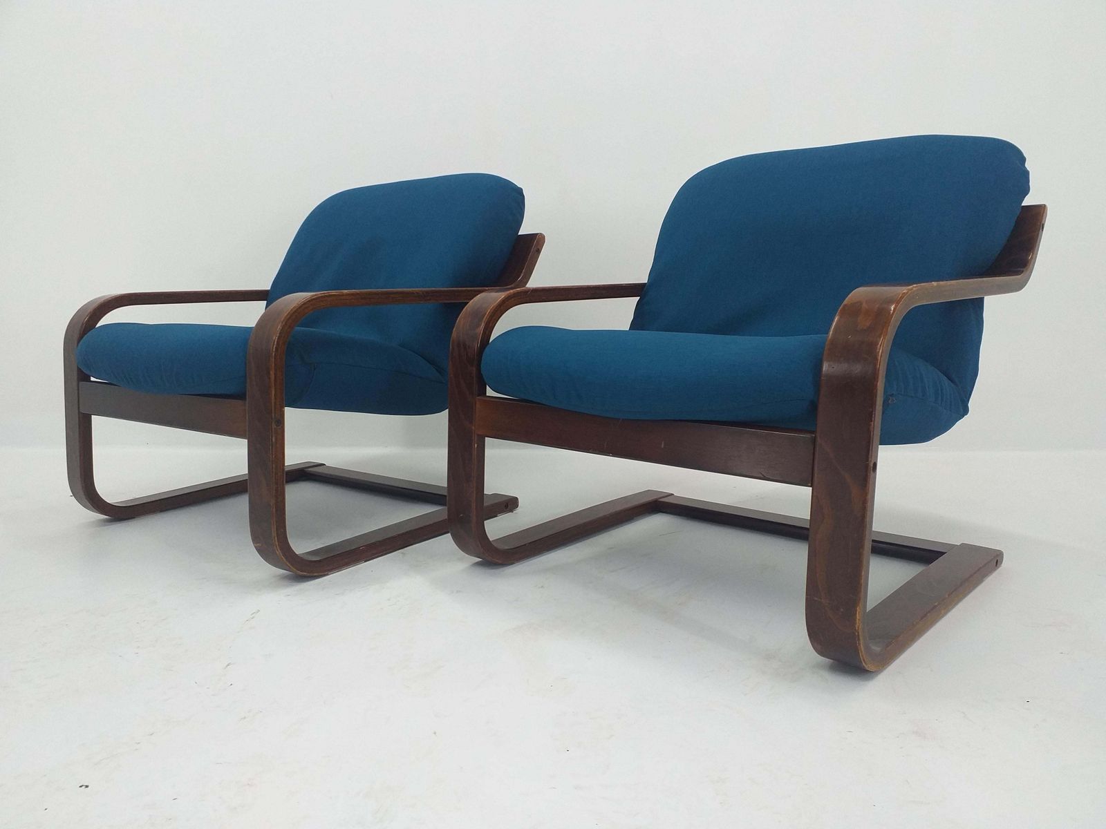 Pair Of Mid Century Lounge Armchairs Westnofa, Norway, 1970s photo for sale
