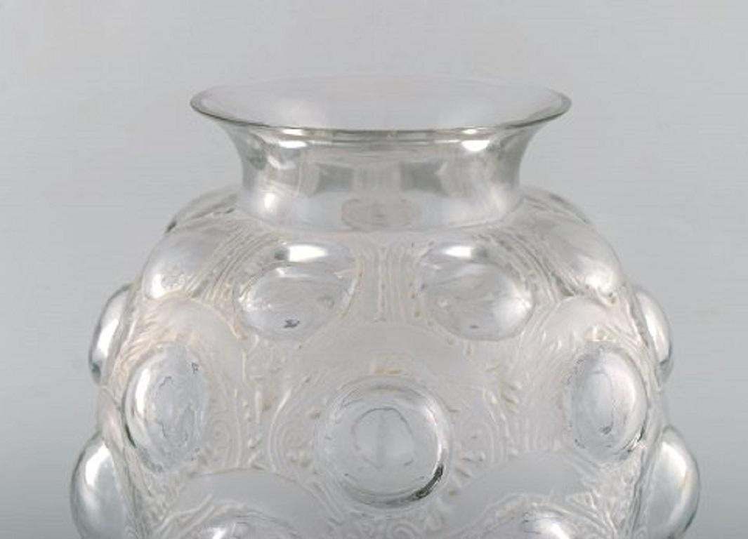 Large And Early René Lalique, Rare "Antilopes" Vase In Art Glass photo for sale