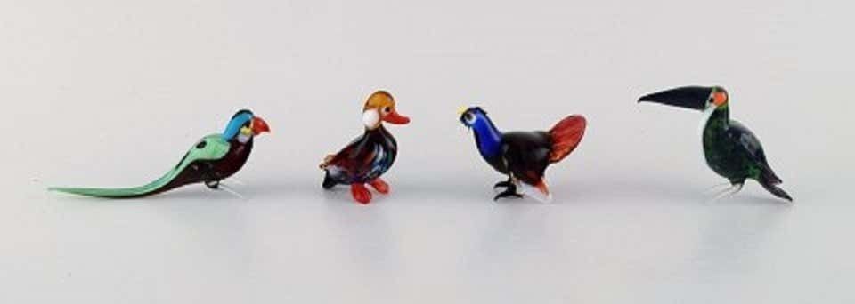 Swedish Art Glass, 11 Miniature Figures In The Form Of Birds, 1970s 1980s