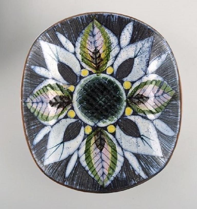 Tilgmans Sweden, A Collection Of Ceramics Decorated With Girls And Floral Motifs photo vinterior