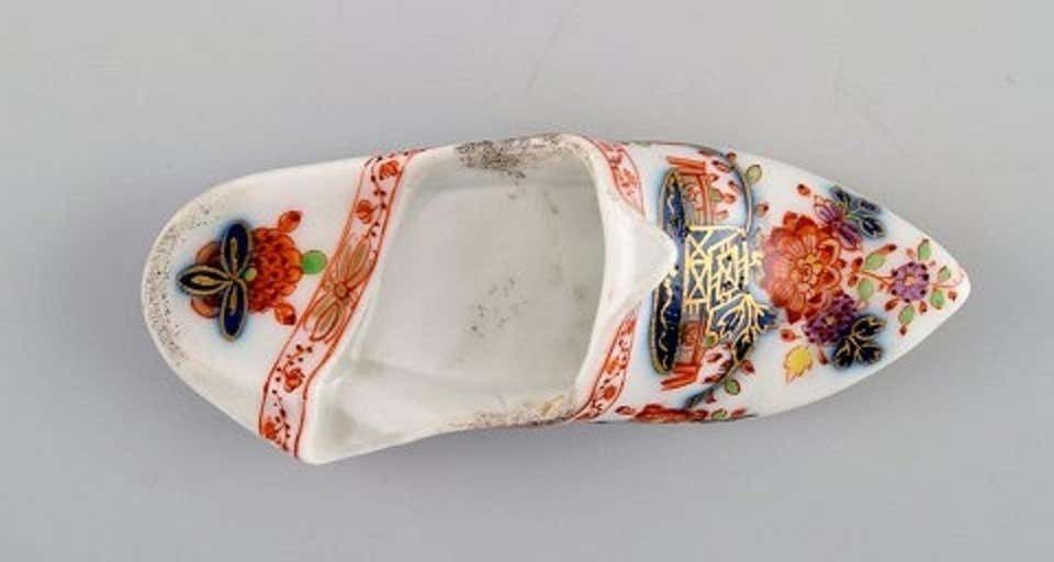 Antique Meissen Slipper In Hand Painted Porcelain With Floral Motifs photo Home Decor